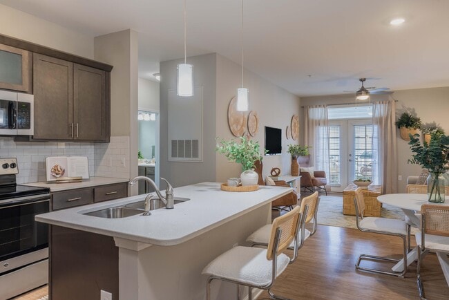 Building Photo - Hawthorne at Leland Building Photo - Hawthorne at Leland