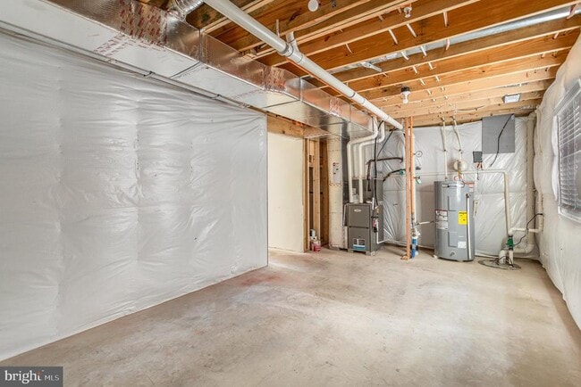 Building Photo - 8133 Kelly Dr