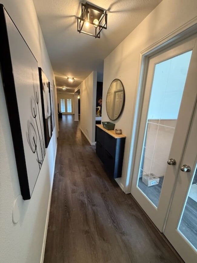 Building Photo - 3 bedroom 2 bath home in Bridgewood Estates