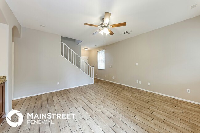 Building Photo - 2229 E Sunland Ave