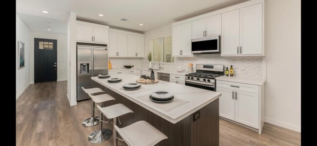 Building Photo - 7108 Dylan Ct