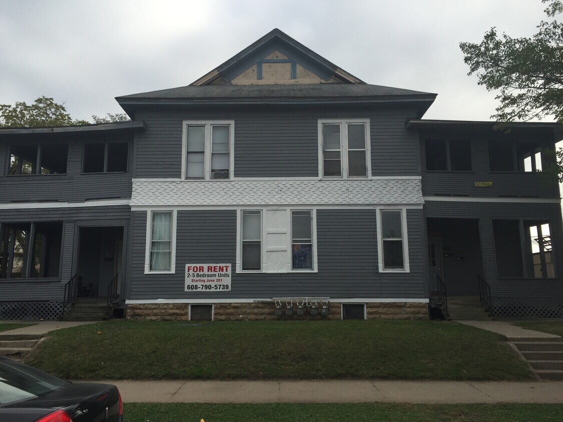 Foto principal - 1208 State St