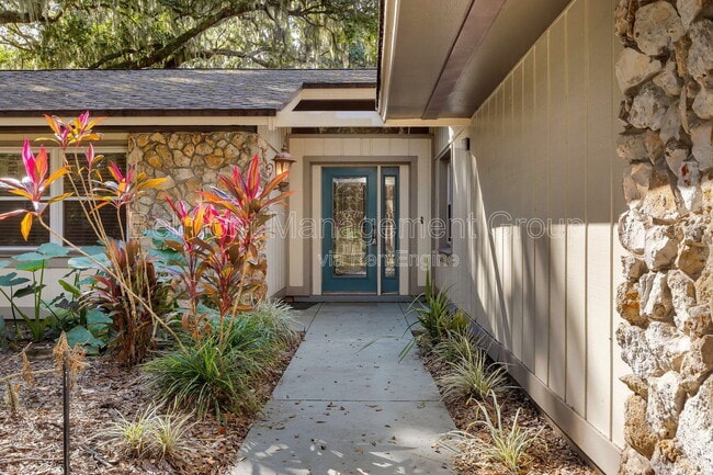 Building Photo - 5376 Majestic Island Cir