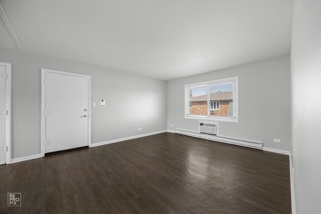 Foto del edificio - 6315 Joliet Rd