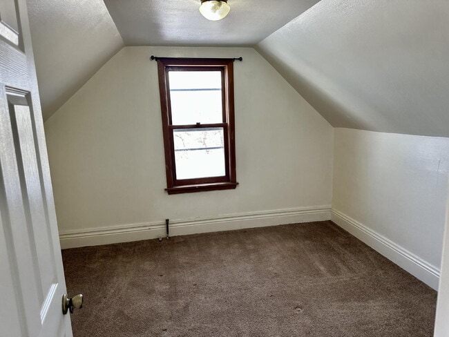 Building Photo - 218 2nd St N
