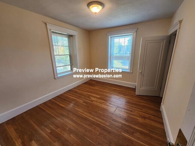 Building Photo - 179 Thomas Burgin Pkwy