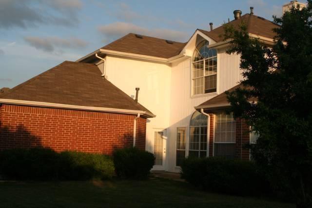 Foto del edificio - 901 Carnegie Ct