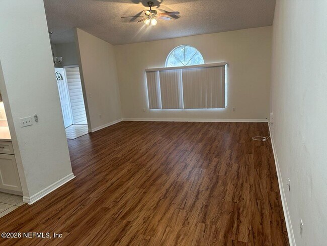 Foto del edificio - 23 Winding Woods Trail