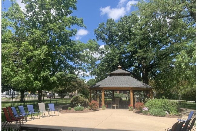 Foto del edificio - The LUXE Residences of Aurora