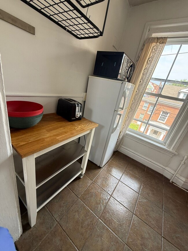 Building Photo - 25 High St