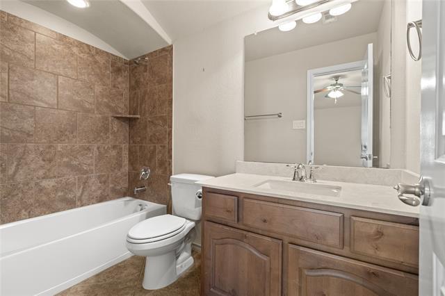 Foto del edificio - 5107 Walsh Dr
