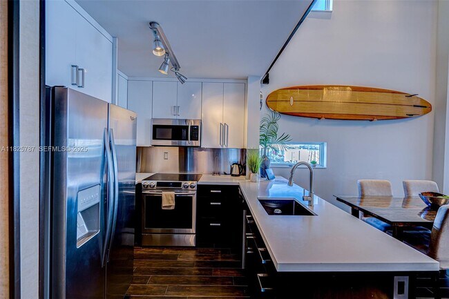 Foto del edificio - 1701 Sunset Harbour Dr