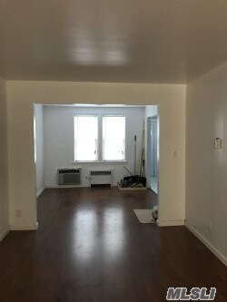Foto del edificio - 151-45 20th Rd