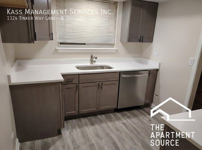 Building Photo - 1324 Tinker Way