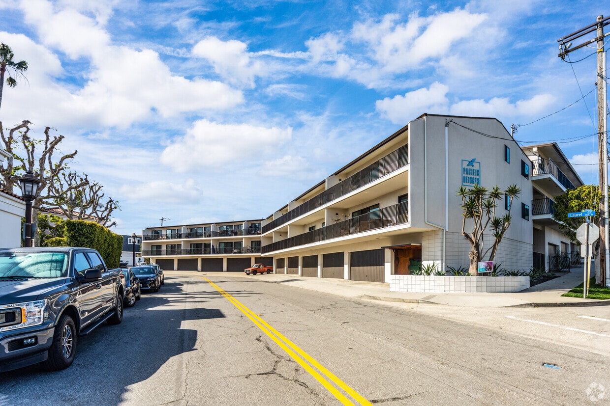 Pacific Heights Apartments in Manhattan Beach, CA Westside Rentals