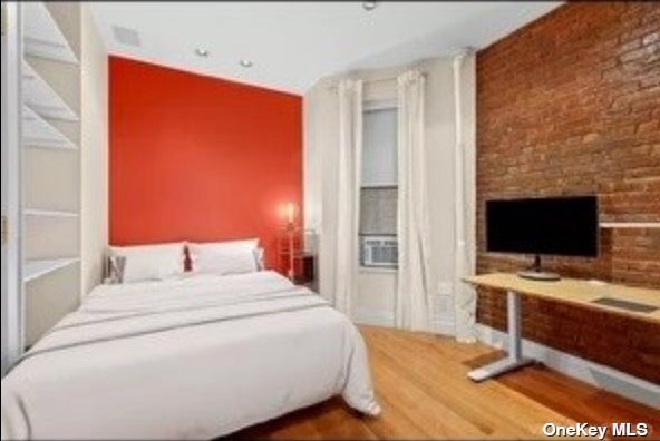 Foto del edificio - 305 E 91st St
