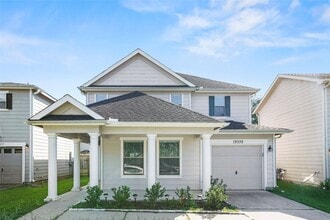 Building Photo - 19039 Remington Park Dr