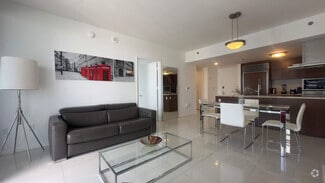 Building Photo - 485 Brickell Ave