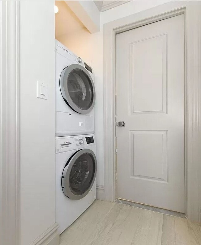 Building Photo - 199 West 10th Street