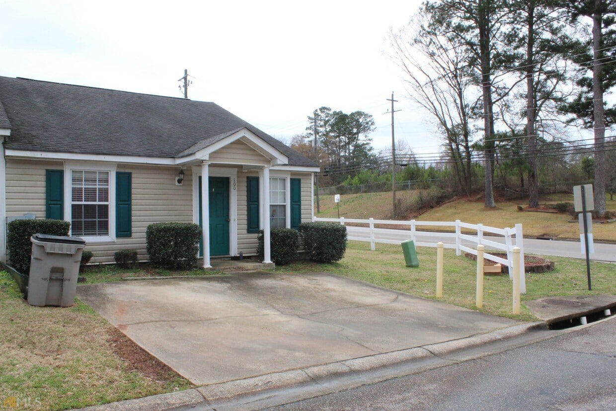 Foto principal - 100 Clara Jean Ct
