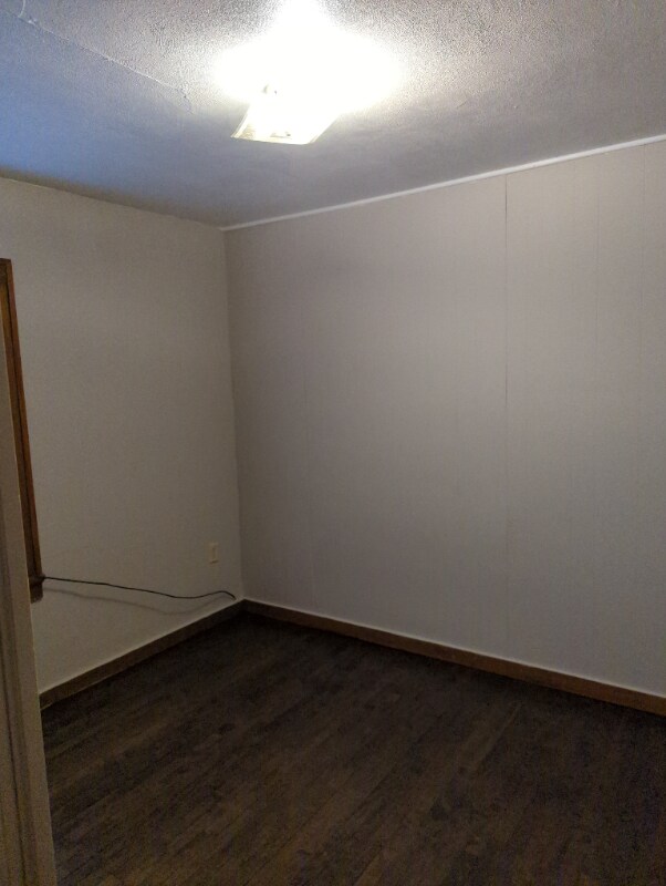 Building Photo - 1927 S Amy Pl