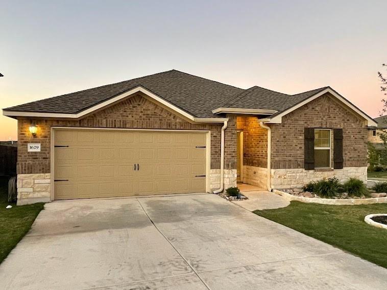 Primary Photo - 1629 Dubiel Dr