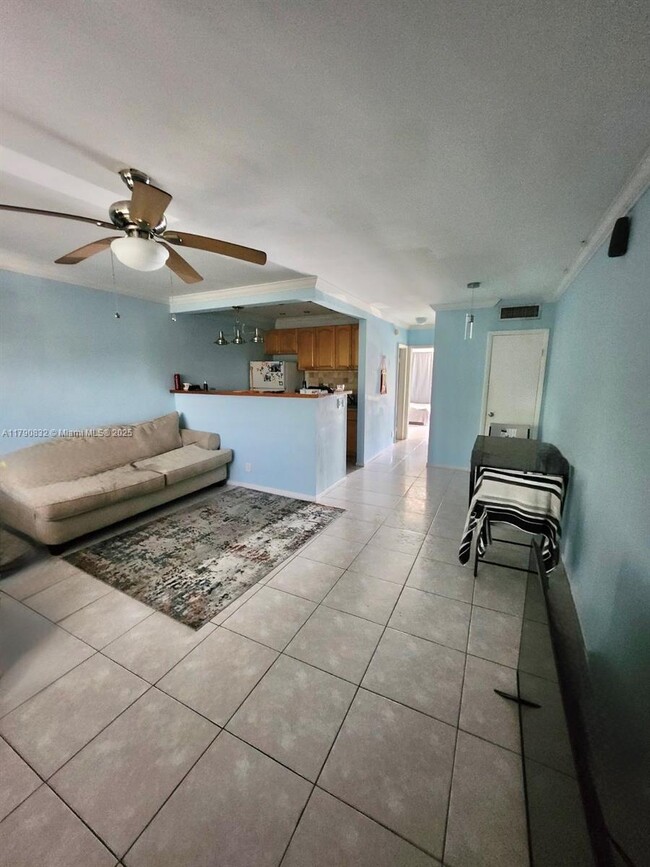 Building Photo - 467 Golden Isles Dr
