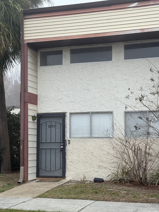 Photo - 3977 Crayrich Cir #GE, Orlando, FL 32839 1 bed 1 bath with den area