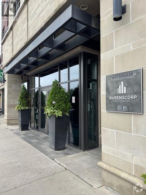 Building Photo - 3563-3563 Lake Shore Blvd W