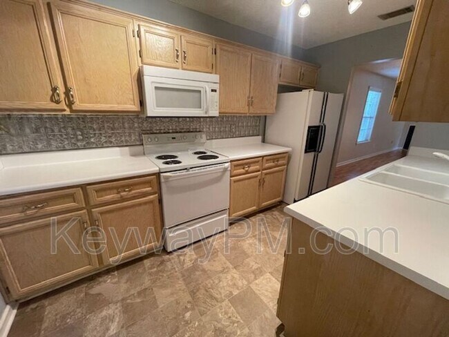 Building Photo - 301 Merlot Place