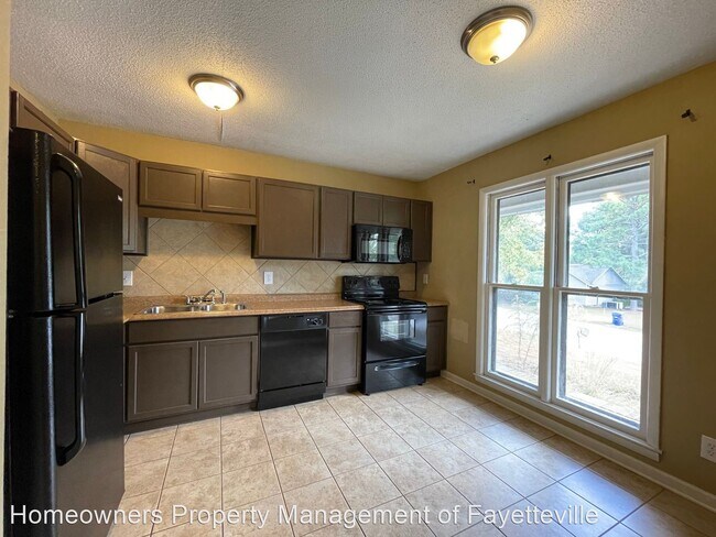 Building Photo - 3 br, 2 bath House - 3333 Red Fox Rd