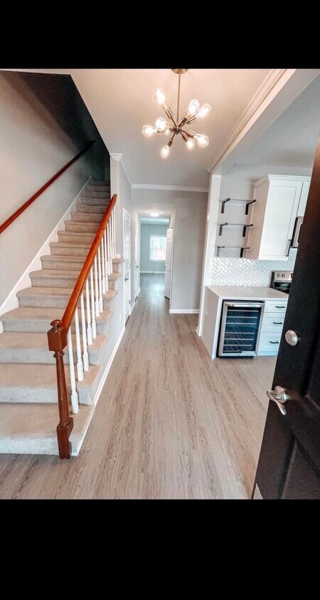 Foto principal - 1300 Gray Hawk Rd