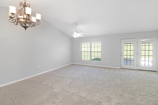 Building Photo - Cute Condo for rent in Clermont