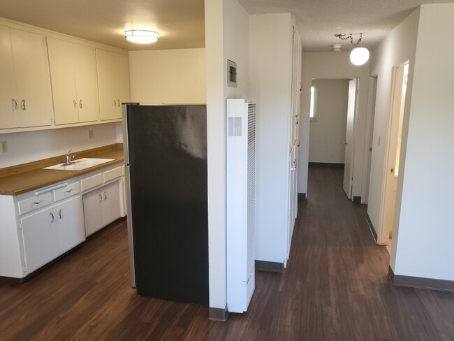 Building Photo - Park Avenue Arms Apartments