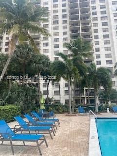 Foto del edificio - 18151 NE 31st Ct