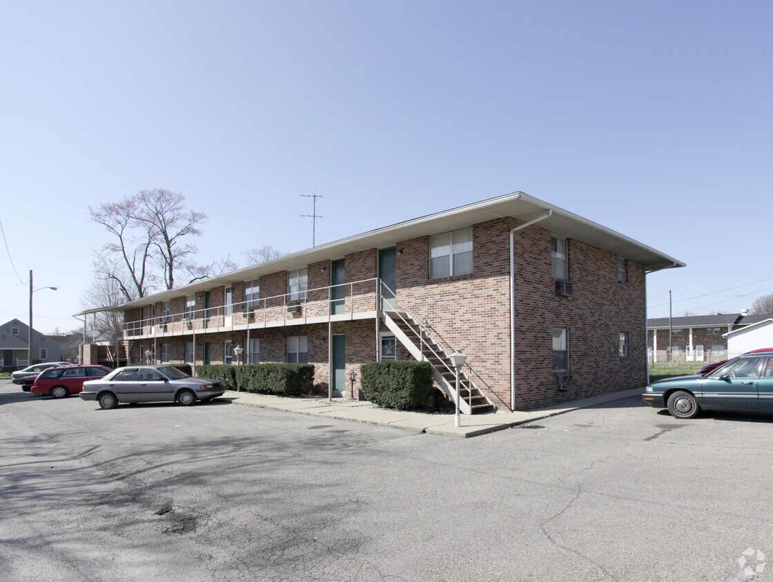 Building Photo - 851 E Wheeling St
