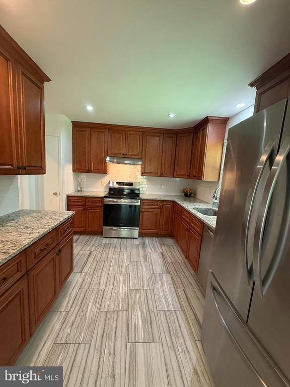 Foto del edificio - 857 Cherry Hill Rd