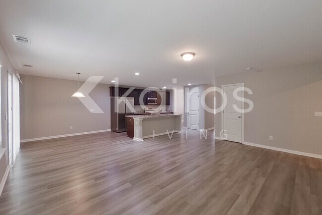 Foto del edificio - 128 Bluff Rd