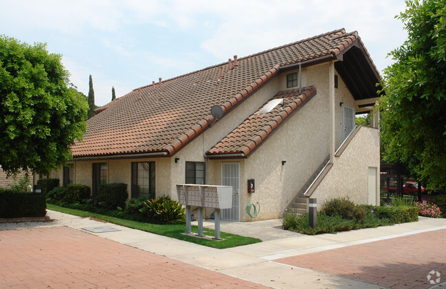 Foto del edificio - Patricia Village Senior Apartments