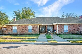 Building Photo - 2108 Teakwood Ln