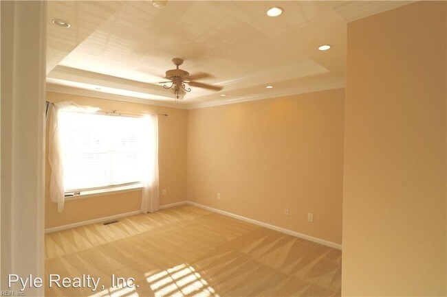 Building Photo - 3 br, 2.5 bath House - 1552 Independence Blvd