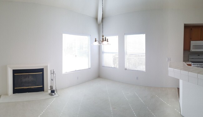 Building Photo - Bright and Airy 2-Bedroom, 2-Bathroom Condo