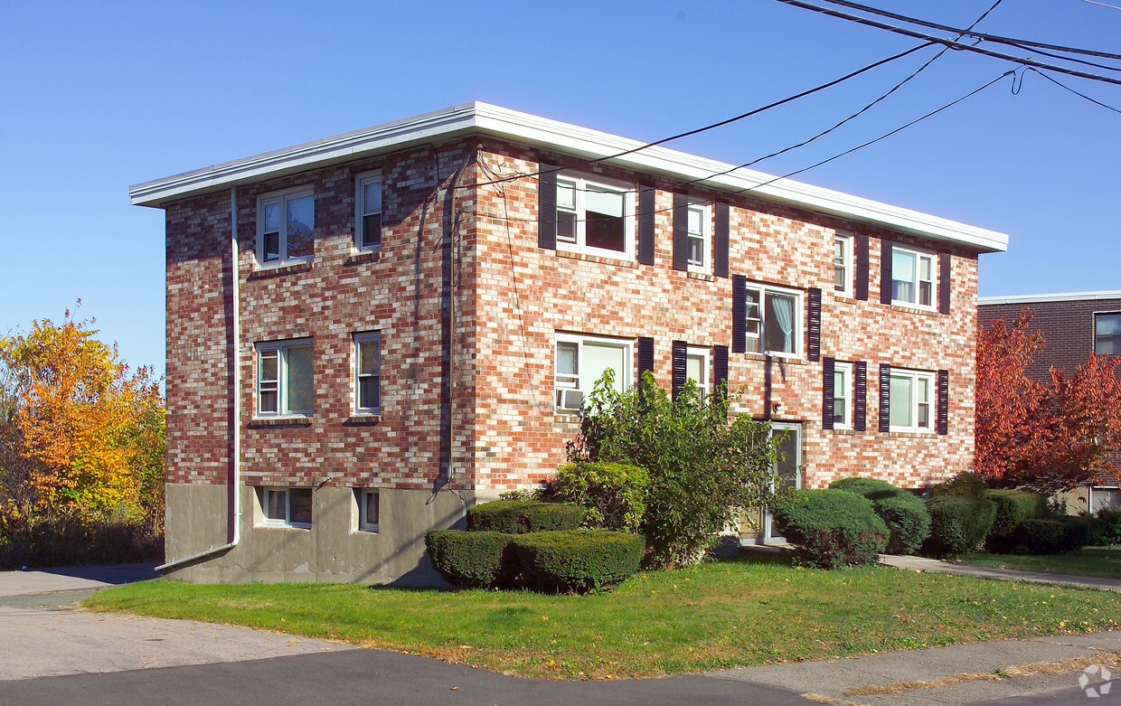 Primary Photo - 28 Curlew Rd