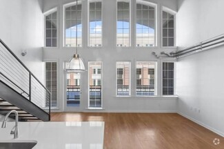 Building Photo - 230 18th St NW