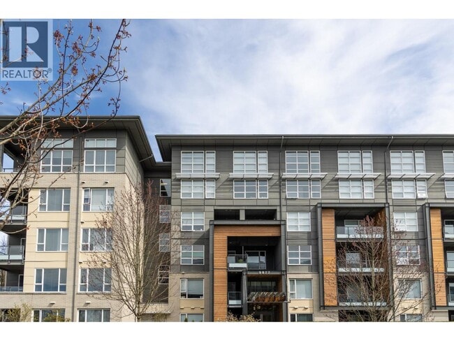 Building Photo - 9877 University Crescent