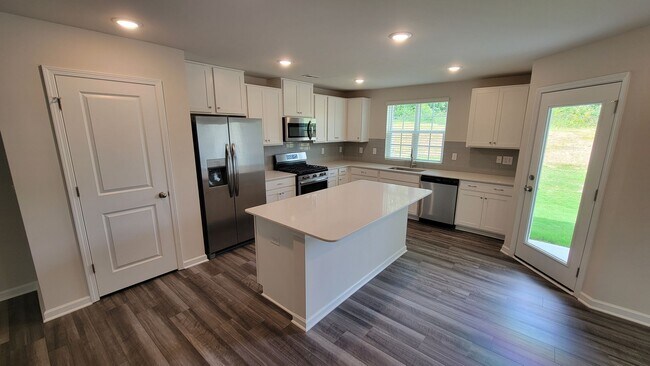 Foto del edificio - 3 bed, 2.5 Bath Townhome Available in Reid...