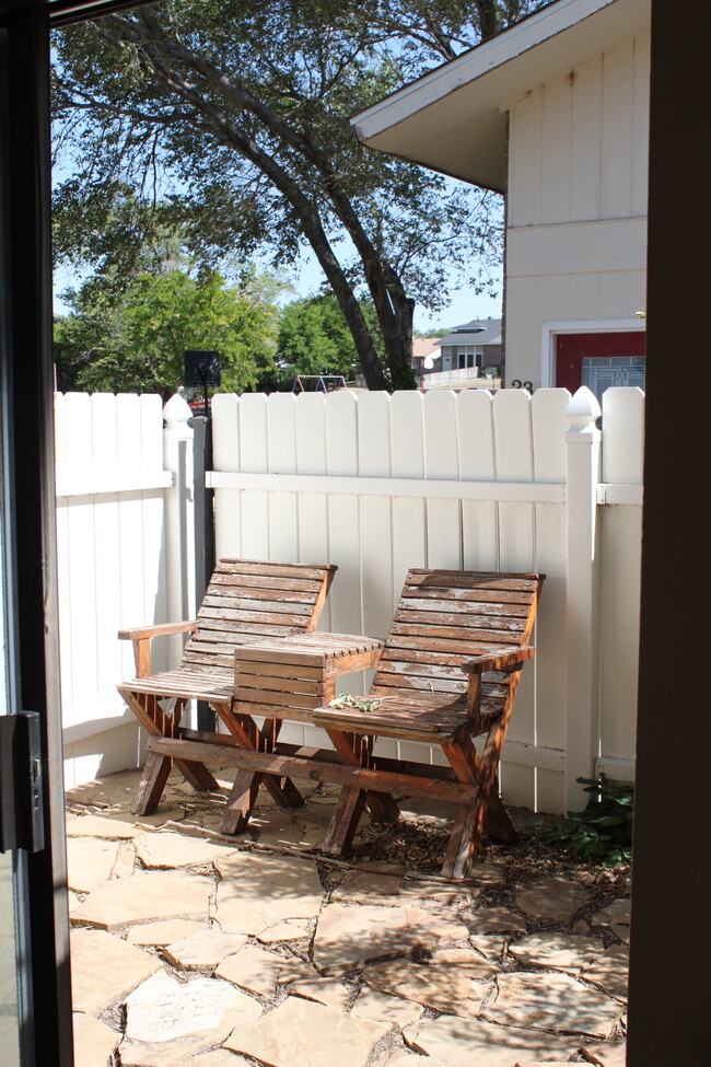 side patio - 24 Cherrywood Square