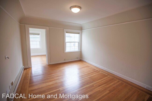Building Photo - 2 br, 1 bath House - 6643 California Street