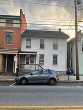 Building Photo - 28 N Earl St