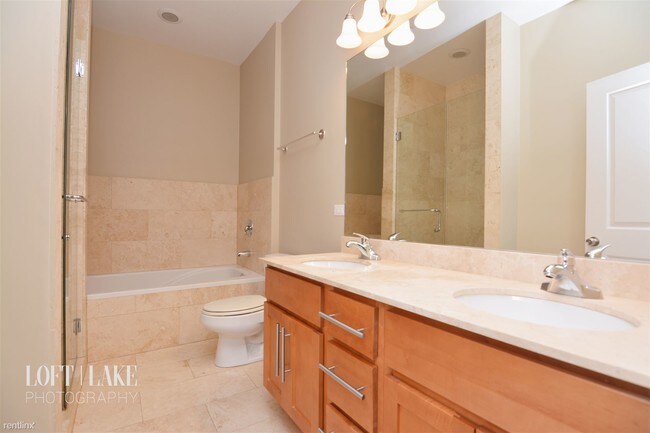 Foto del edificio - 2539 N Sawyer Ave